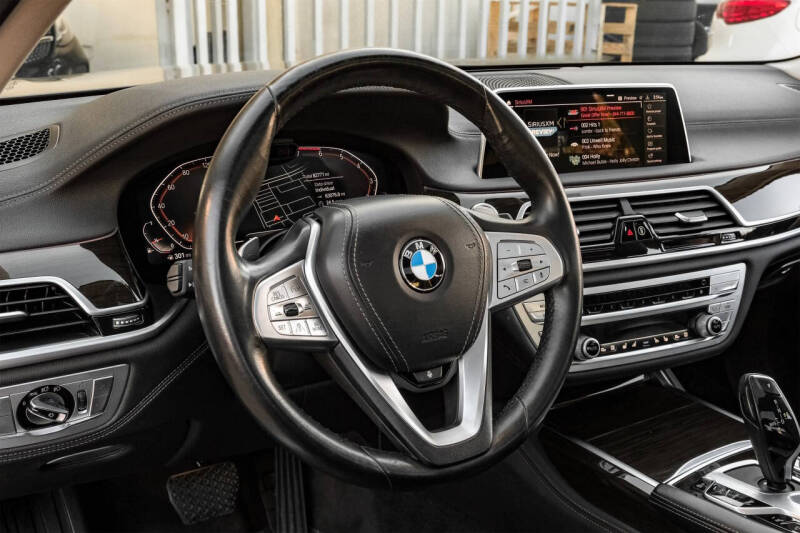 2021 BMW 7 Series 750i xDrive