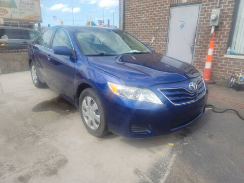 2011 Toyota Camry for sale at The Bengal Auto Sales LLC in Hamtramck MI