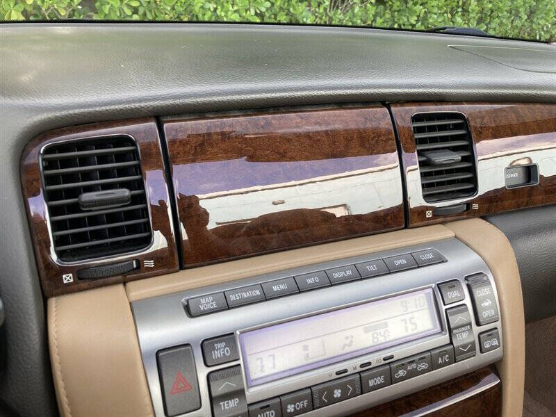 2006 Lexus SC 430