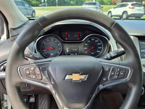 2017 Chevrolet Cruze LT Auto
