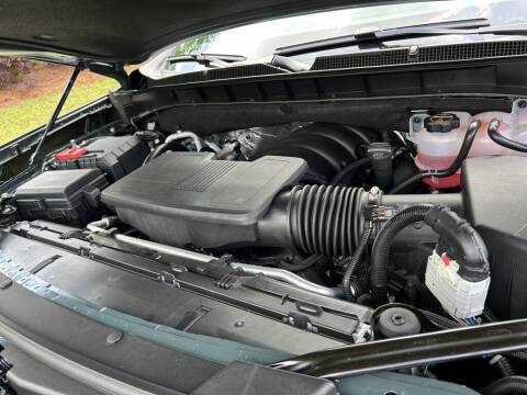 2025 Chevrolet Tahoe RST