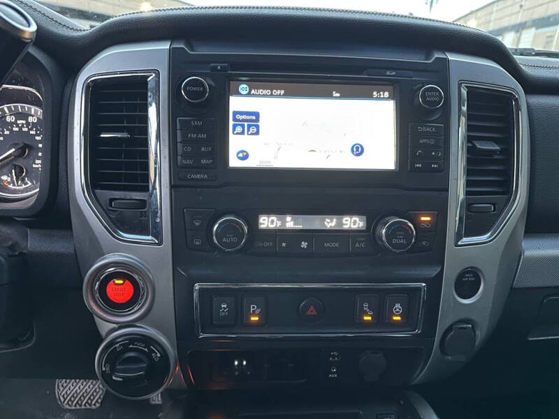 2018 Nissan Titan SV