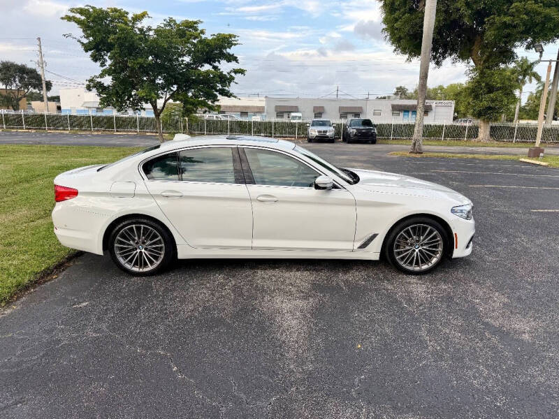 2019 BMW 5 Series 530i