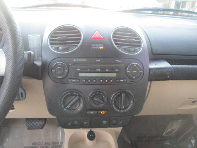 2007 Volkswagen New Beetle 2.5