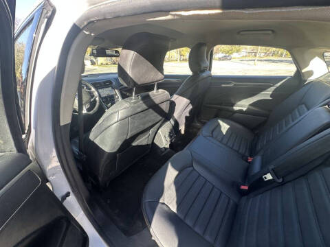 2018 Ford Fusion Hybrid SE