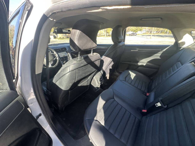 2018 Ford Fusion Hybrid SE