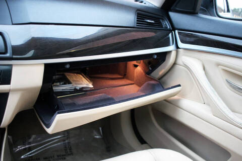 2012 BMW 5 Series 528i xDrive