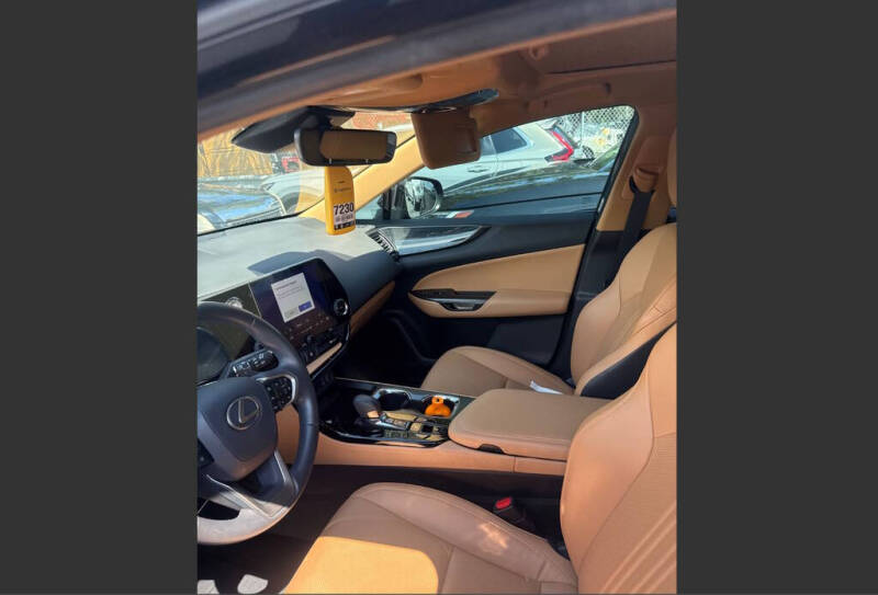 2024 Lexus NX 250 Premium