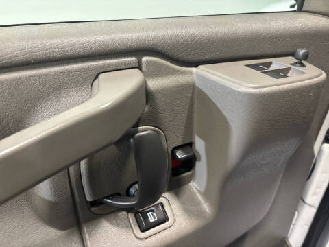 2020 Chevrolet Express 2500