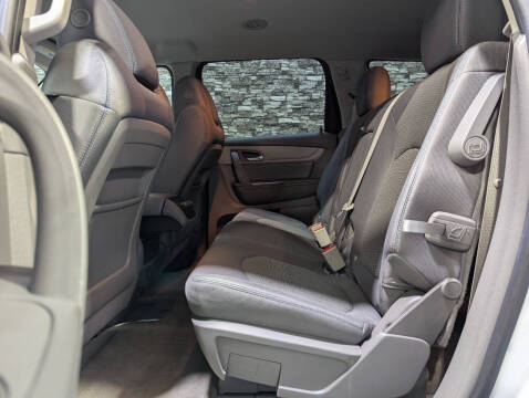 2017 Chevrolet Traverse LS