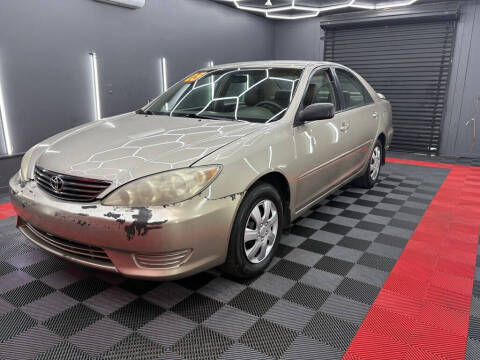2005 Toyota Camry LE