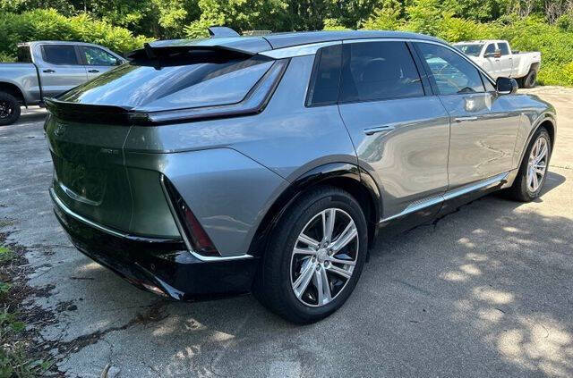 2024 Cadillac LYRIQ Tech