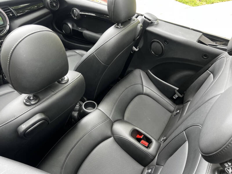 2019 MINI Convertible Cooper