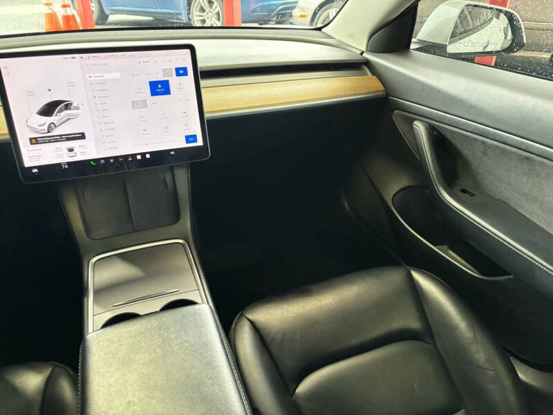 2021 Tesla Model 3 Standard Range Plus