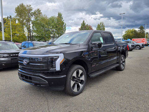 2025 Ford F-150 Lightning Platinum