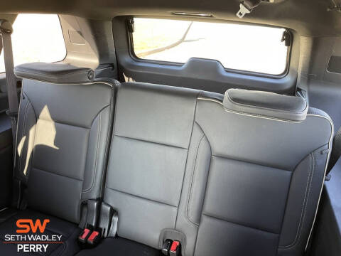 2022 GMC Yukon XL SLT