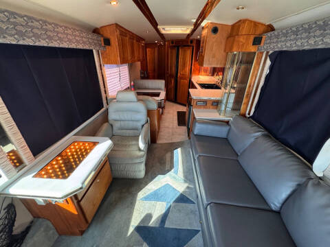 1997 MCI Custom Coach