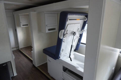 2015 Freightliner XCS Chassis