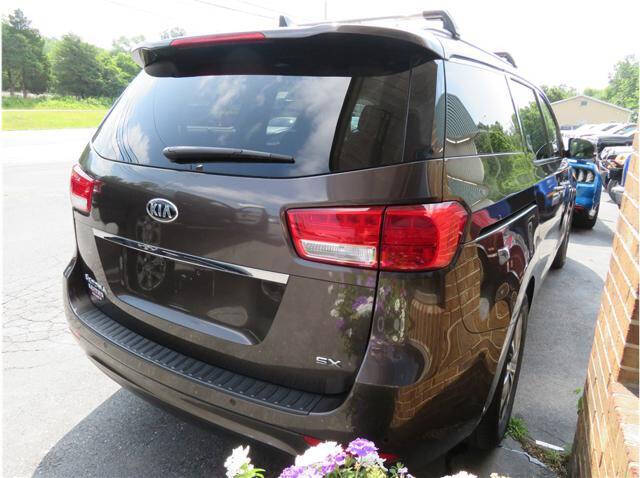 2016 Kia Sedona