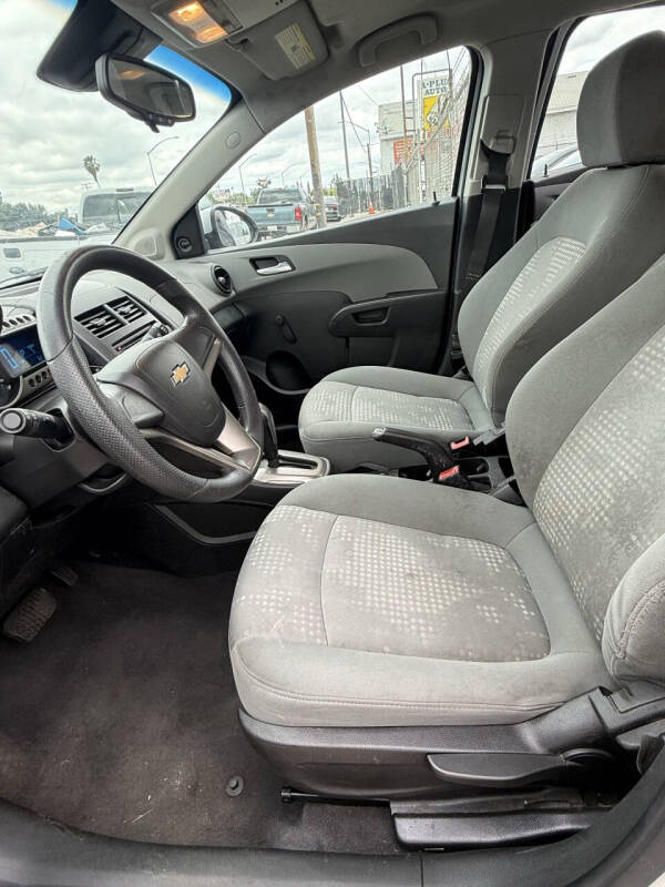 2012 Chevrolet Sonic LS
