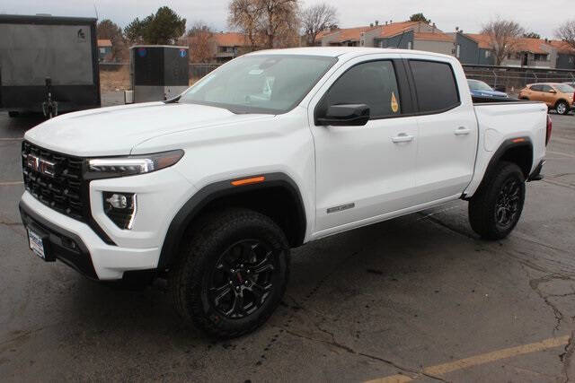 2025 GMC Canyon Elevation