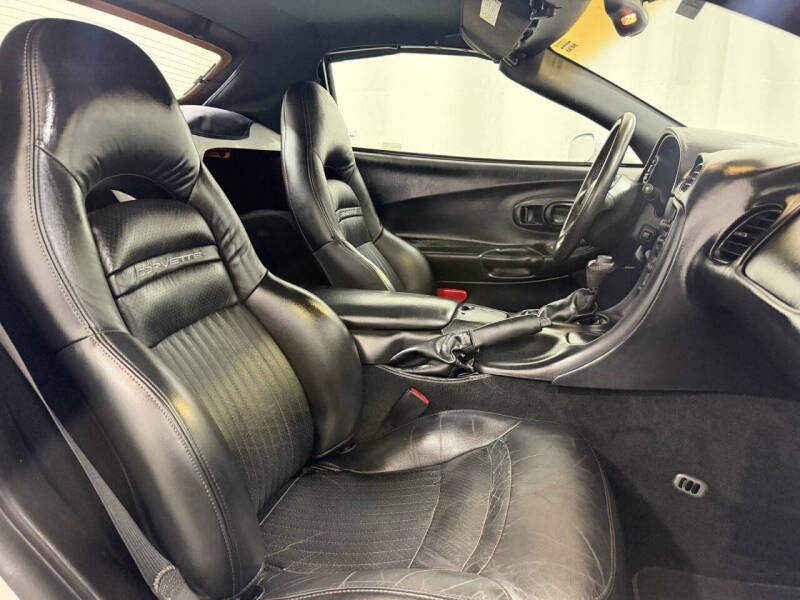 2004 Chevrolet Corvette