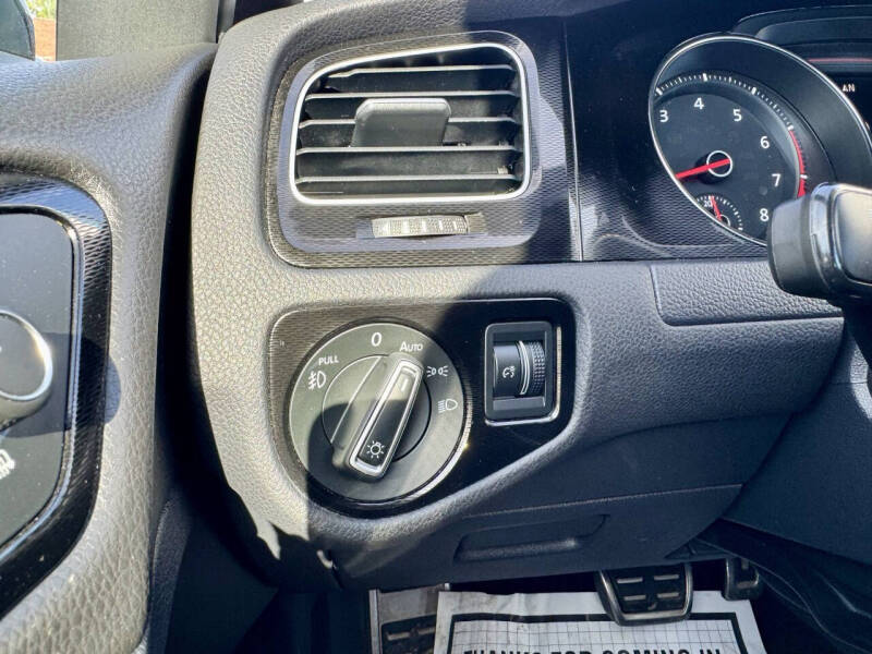 2017 Volkswagen Golf GTI SE