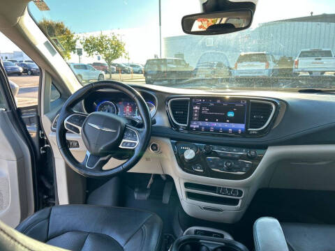 2021 Chrysler Pacifica Touring L