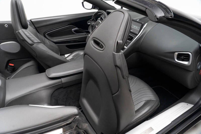 2020 Aston Martin DB11 Volante