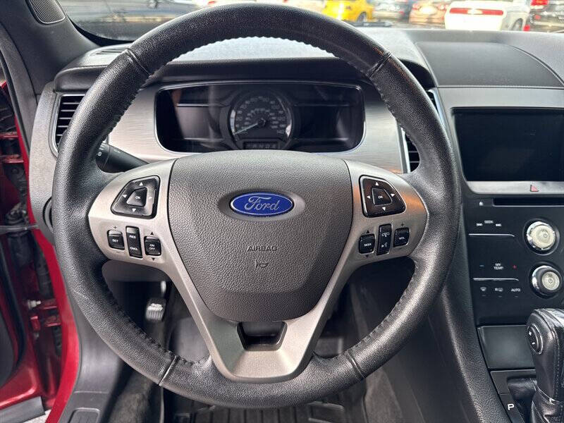 2016 Ford Taurus SEL