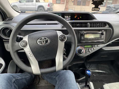 2014 Toyota Prius c