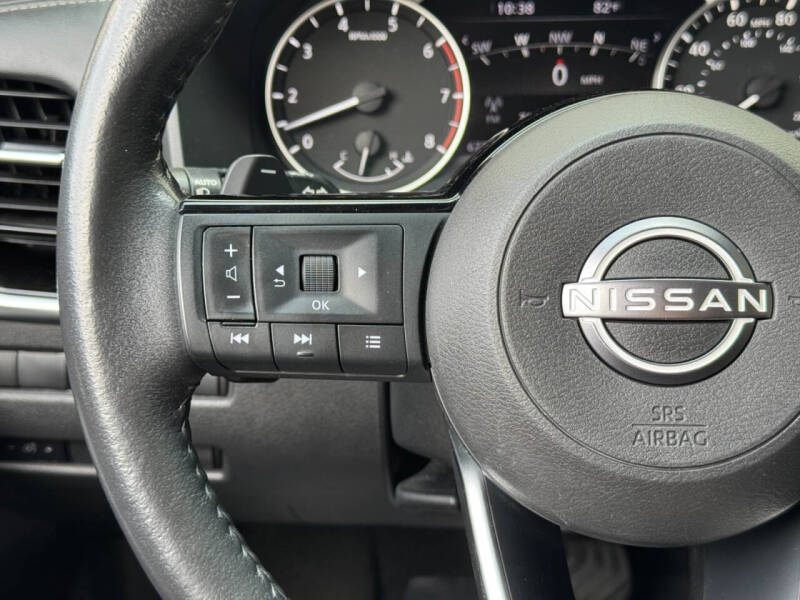 2022 Nissan Rogue SL