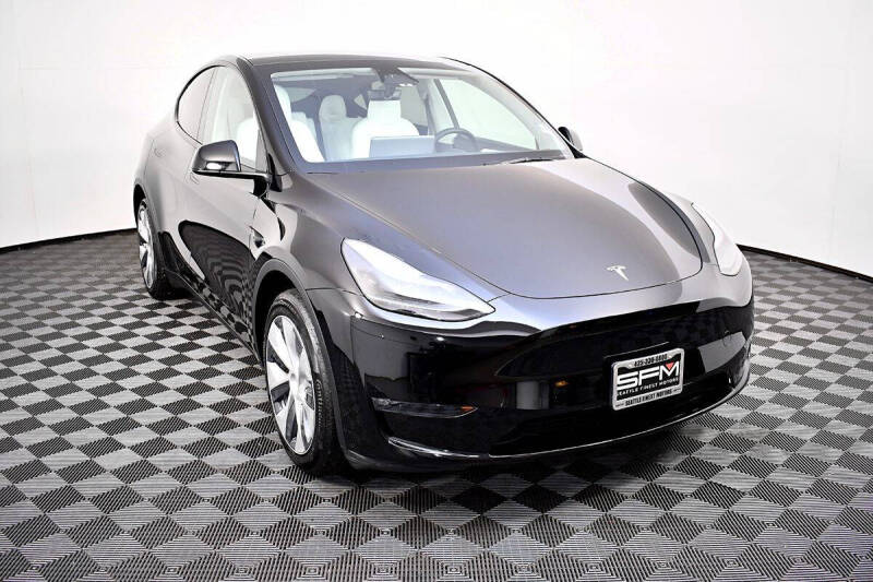 2024 Tesla Model Y Long Range