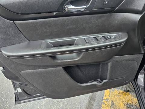 2013 GMC Acadia SLE-1