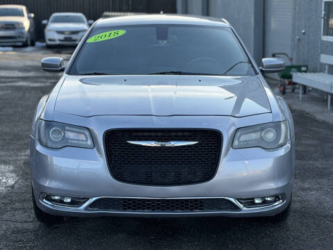 2018 Chrysler 300 S