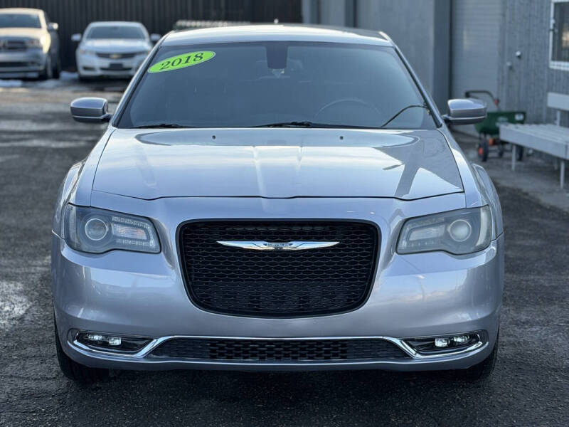 2018 Chrysler 300 S