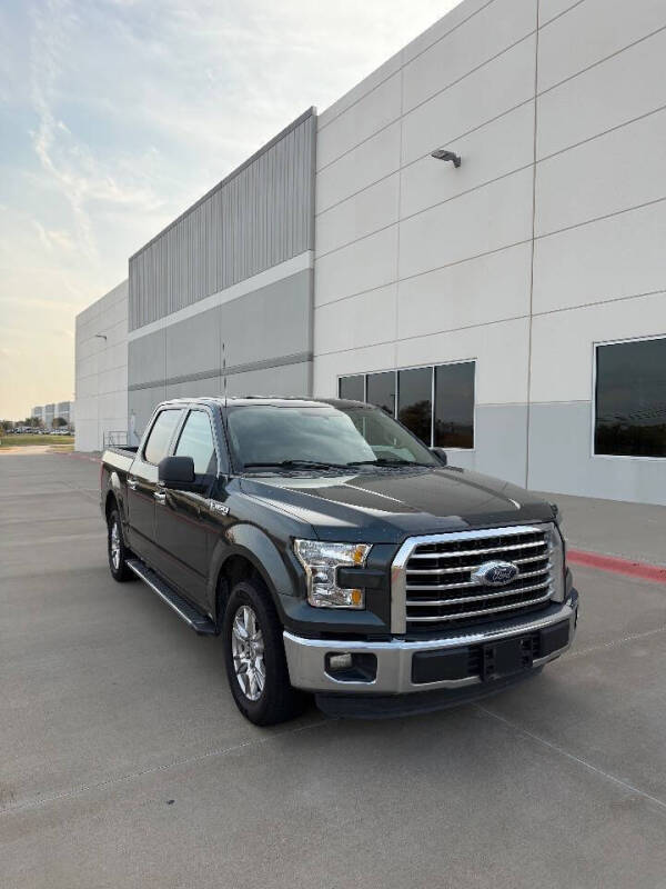 2015 Ford F-150 XLT's photo
