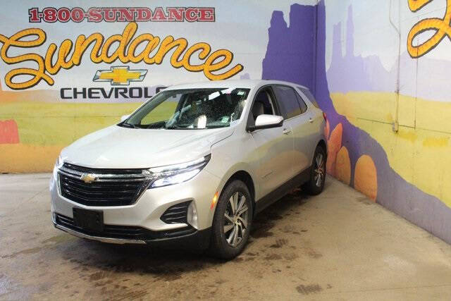 Used 2022 Chevrolet Equinox LT with VIN 2GNAXKEV1N6139995 for sale in Grand Ledge, MI