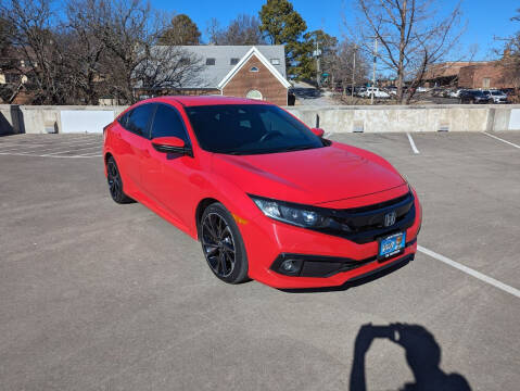 2020 Honda Civic for sale at QC Motors in Fayetteville AR