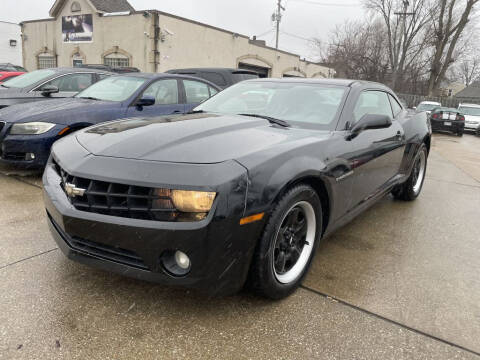 2013 Chevrolet Camaro for sale at T & G / Auto4wholesale in Parma OH