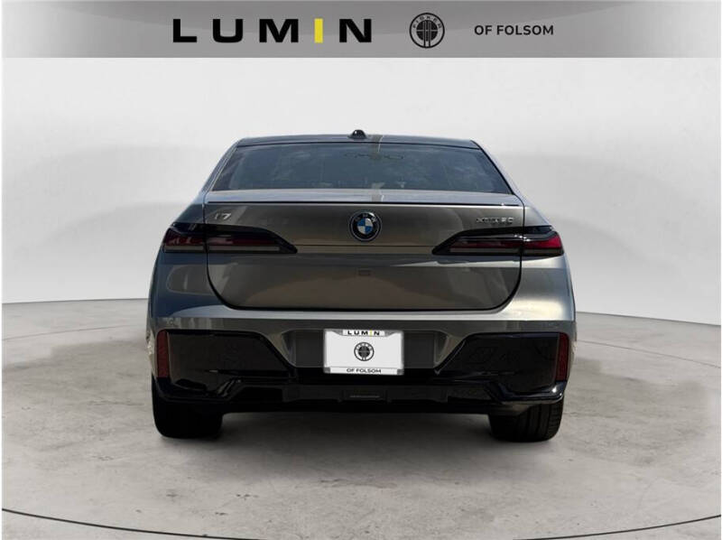 2024 BMW i7 xDrive60