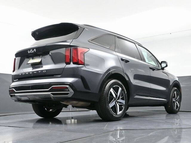2022 Kia Sorento S