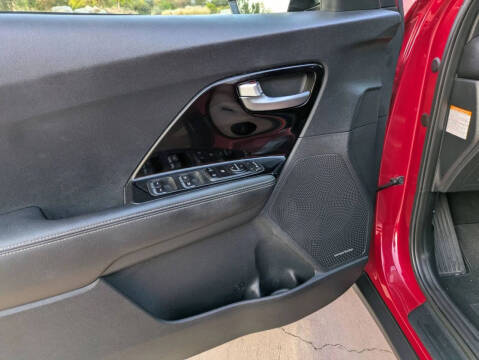 2020 Kia Niro EX Premium