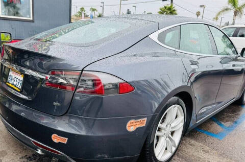2014 Tesla Model S P85