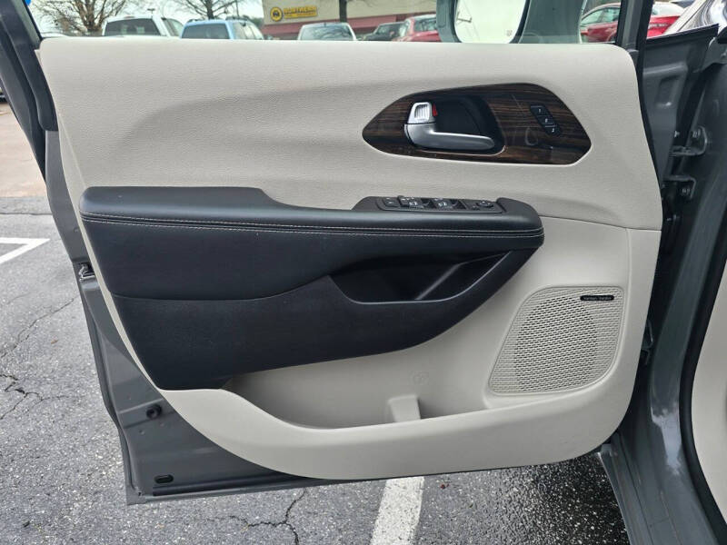 2022 Chrysler Pacifica Limited