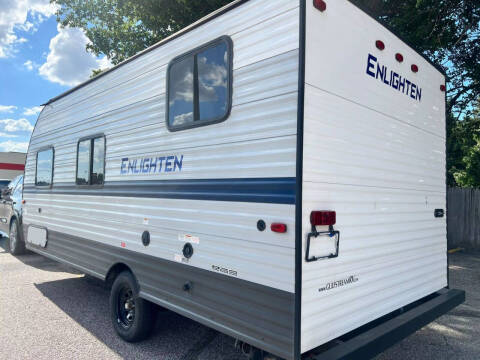 2021 Gulfstream Enlighten Super Lite