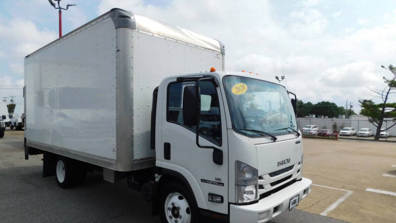 2020 Isuzu NPR HD's photo