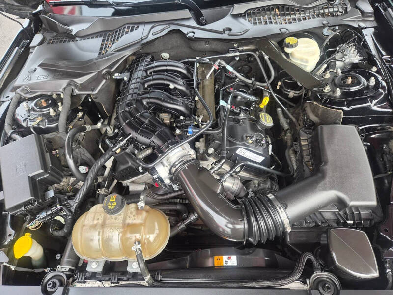 2016 Ford Mustang V6