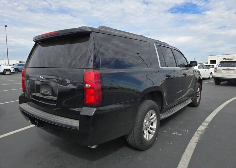 2016 Chevrolet Suburban LT