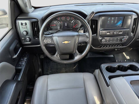 2022 Chevrolet Silverado 5500HD
